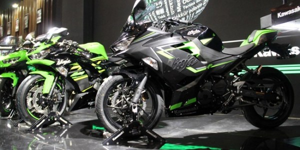 Kawasaki 2025 Ninja 250 SE (ABS)